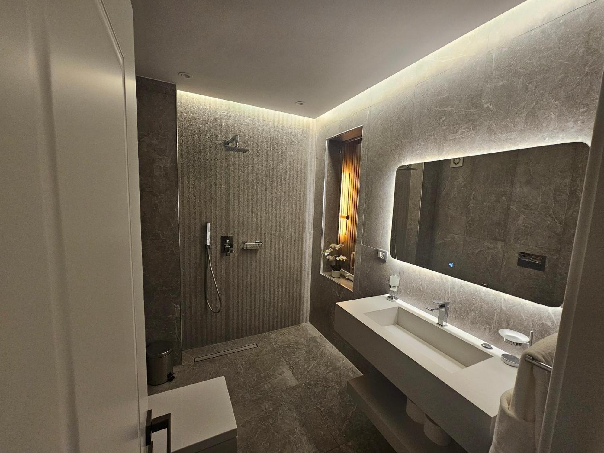 Blloku Suites, City Centre,Tirana Eksteriør billede